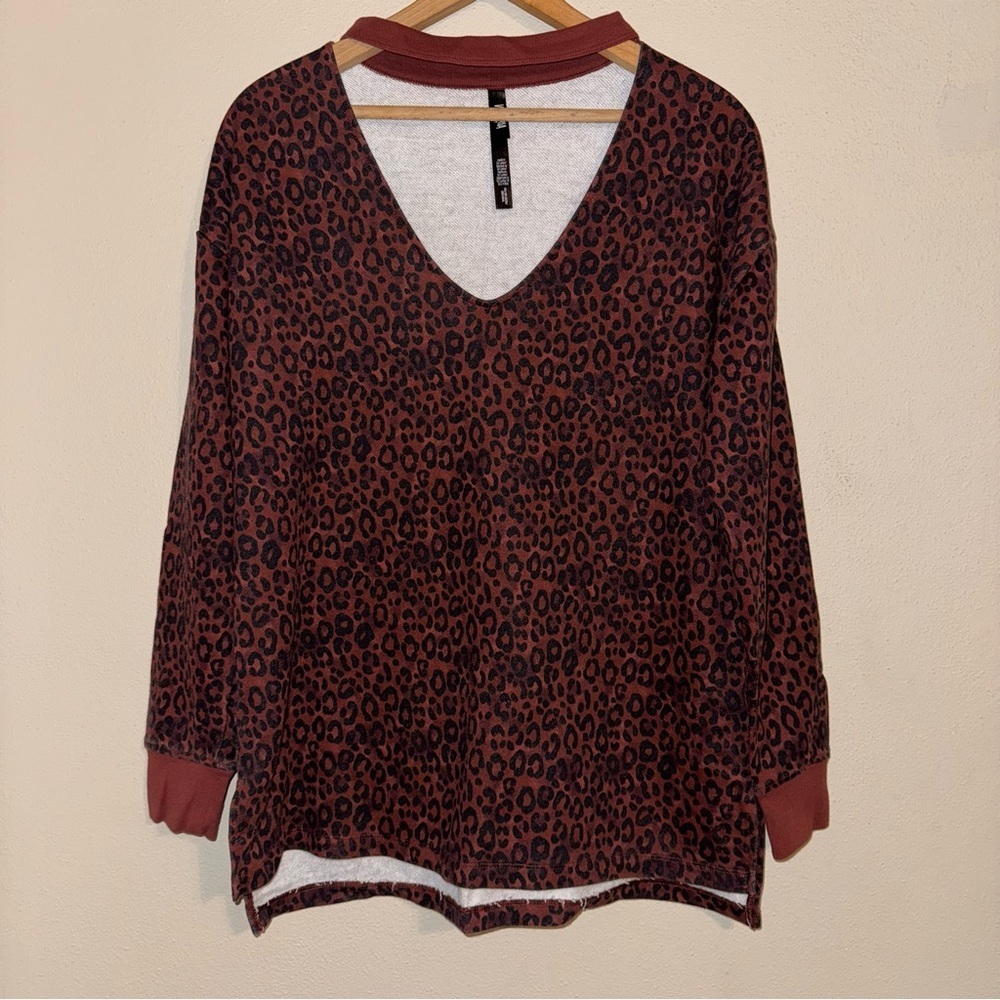 VICTORIA SECRETS SPORT LEOPARD SWEATSHIRT TUNIC‎ SIZE XS